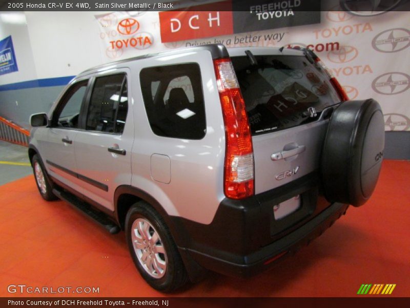 Satin Silver Metallic / Black 2005 Honda CR-V EX 4WD