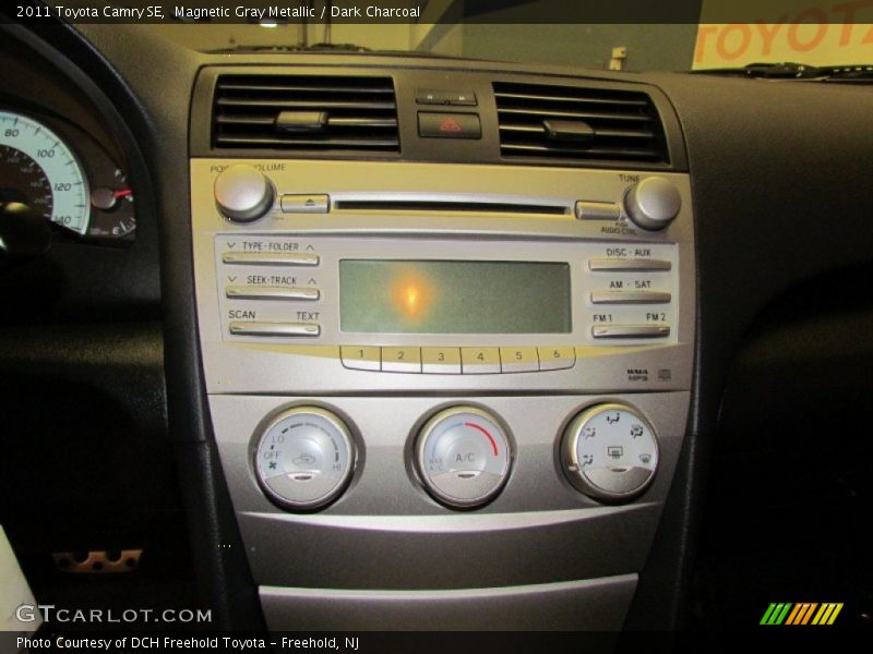 Magnetic Gray Metallic / Dark Charcoal 2011 Toyota Camry SE