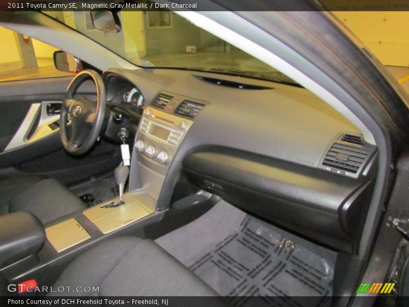 Magnetic Gray Metallic / Dark Charcoal 2011 Toyota Camry SE