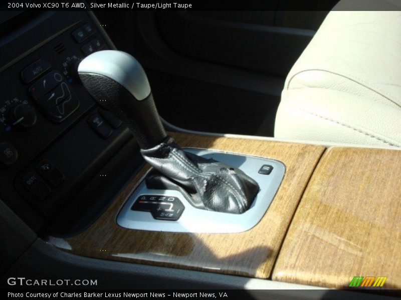 Silver Metallic / Taupe/Light Taupe 2004 Volvo XC90 T6 AWD