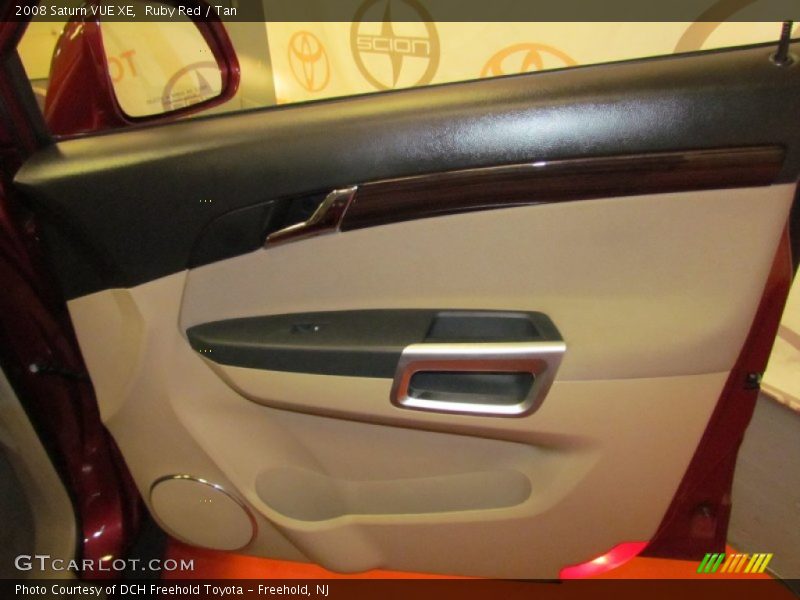 Ruby Red / Tan 2008 Saturn VUE XE