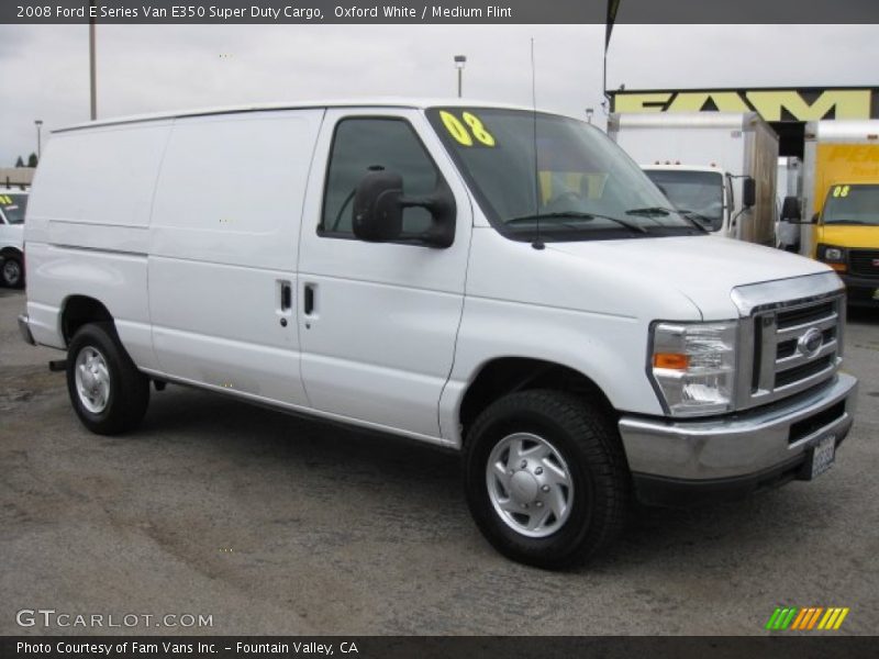Front 3/4 View of 2008 E Series Van E350 Super Duty Cargo
