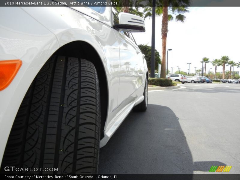 Arctic White / Almond Beige 2010 Mercedes-Benz E 350 Sedan