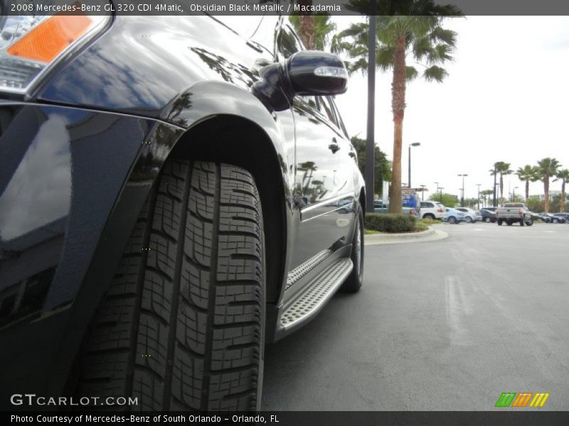 Obsidian Black Metallic / Macadamia 2008 Mercedes-Benz GL 320 CDI 4Matic