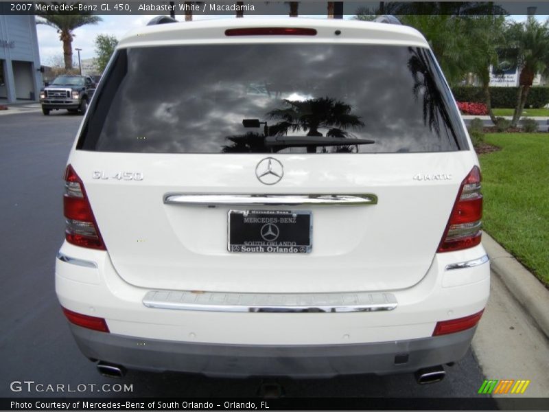 Alabaster White / Macadamia 2007 Mercedes-Benz GL 450