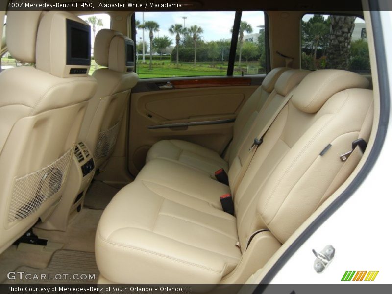 Alabaster White / Macadamia 2007 Mercedes-Benz GL 450