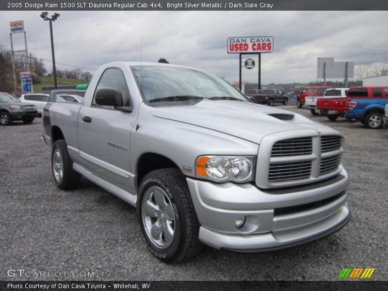 Bright Silver Metallic / Dark Slate Gray 2005 Dodge Ram 1500 SLT Daytona Regular Cab 4x4
