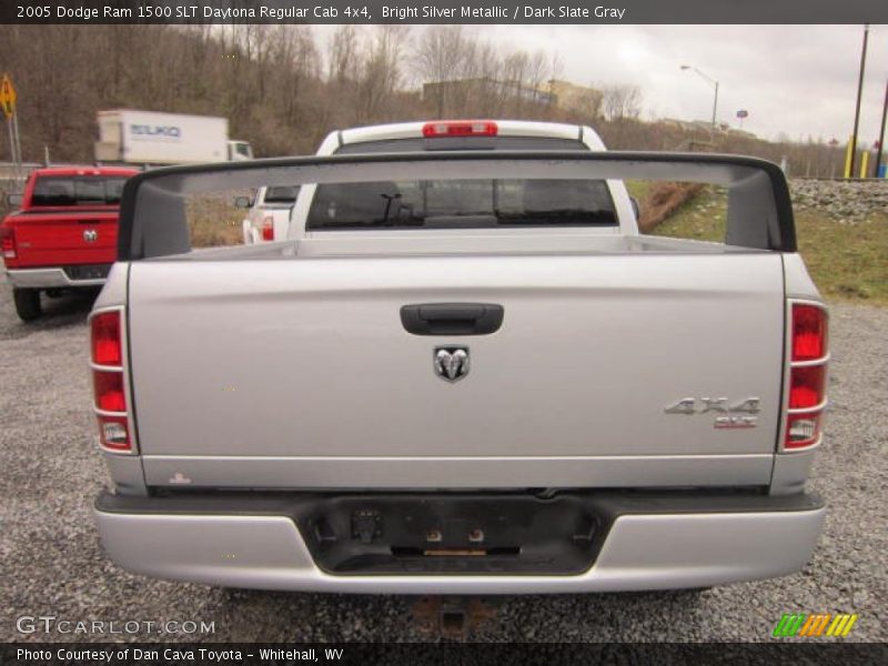 Bright Silver Metallic / Dark Slate Gray 2005 Dodge Ram 1500 SLT Daytona Regular Cab 4x4