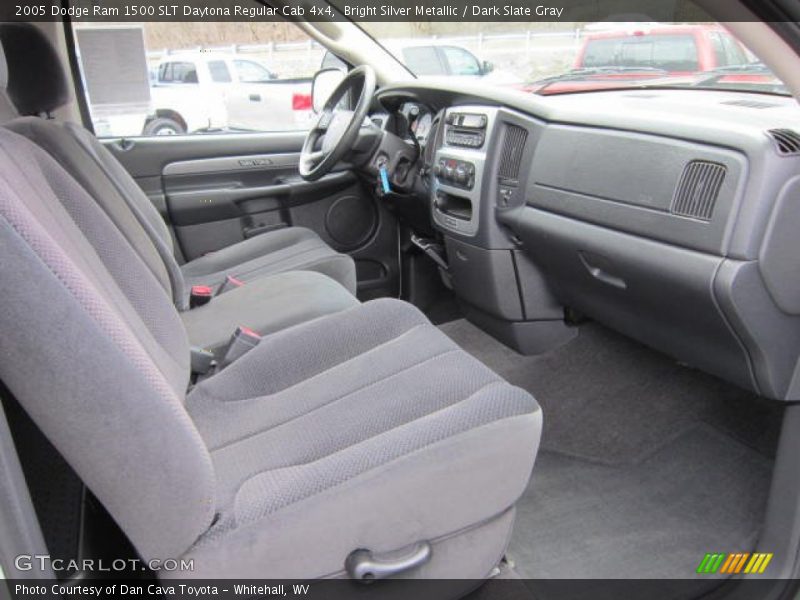 Bright Silver Metallic / Dark Slate Gray 2005 Dodge Ram 1500 SLT Daytona Regular Cab 4x4