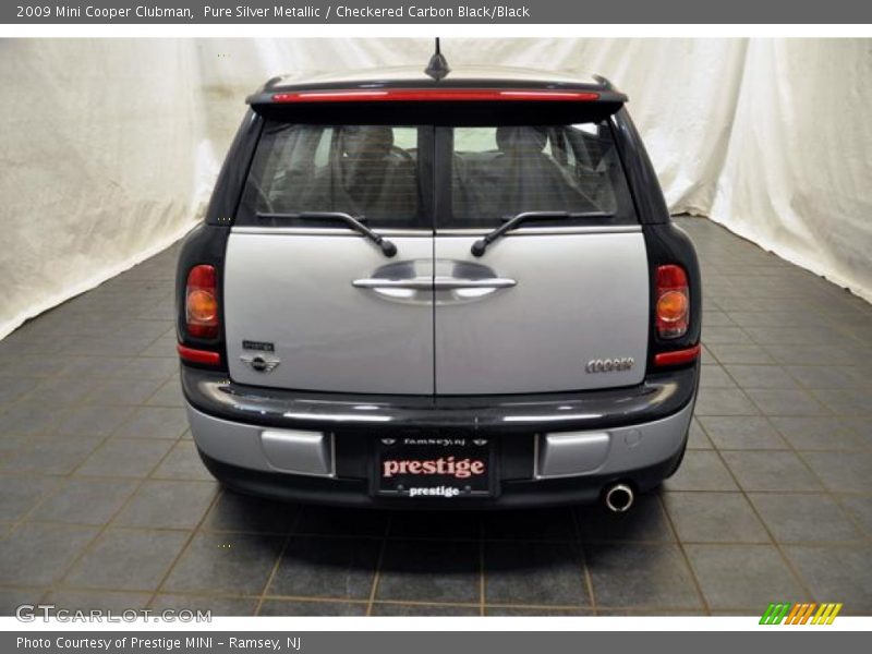 Pure Silver Metallic / Checkered Carbon Black/Black 2009 Mini Cooper Clubman