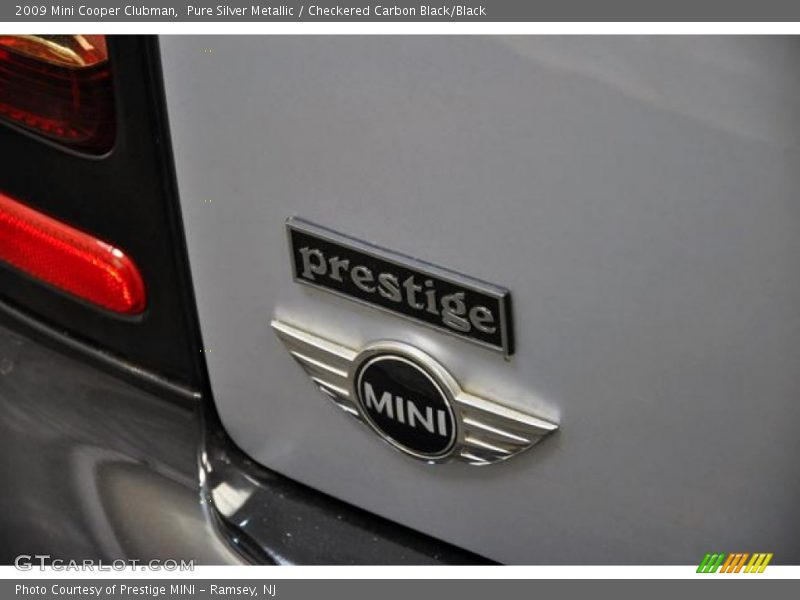 Pure Silver Metallic / Checkered Carbon Black/Black 2009 Mini Cooper Clubman