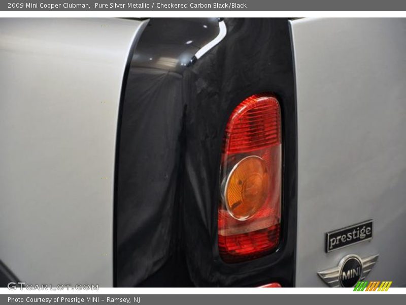 Pure Silver Metallic / Checkered Carbon Black/Black 2009 Mini Cooper Clubman