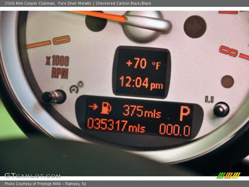 Pure Silver Metallic / Checkered Carbon Black/Black 2009 Mini Cooper Clubman