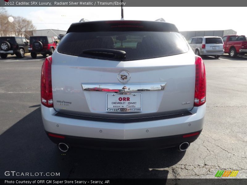 Radiant Silver Metallic / Titanium/Ebony 2012 Cadillac SRX Luxury