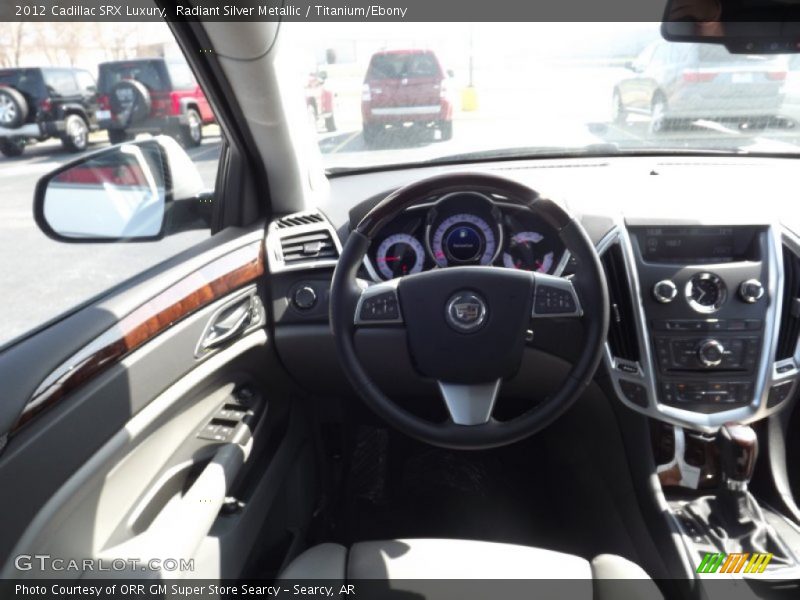 Radiant Silver Metallic / Titanium/Ebony 2012 Cadillac SRX Luxury