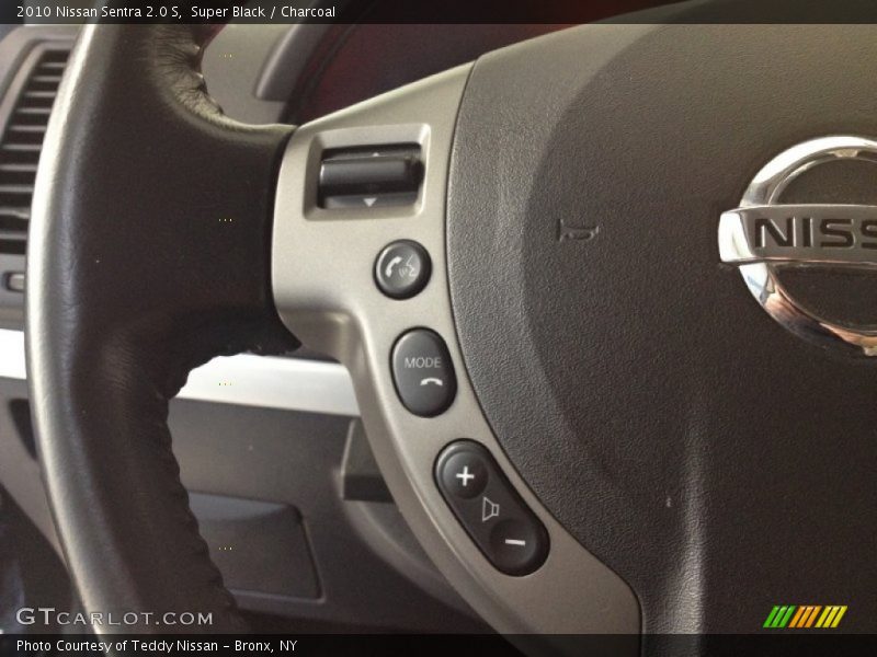 Super Black / Charcoal 2010 Nissan Sentra 2.0 S