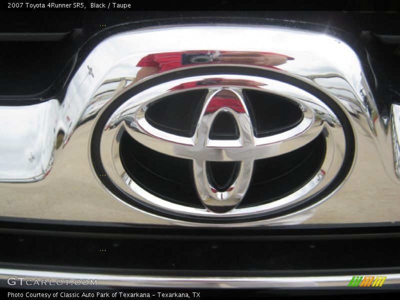 Black / Taupe 2007 Toyota 4Runner SR5