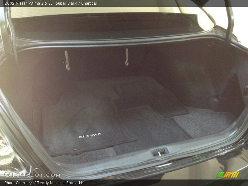 Super Black / Charcoal 2009 Nissan Altima 2.5 SL
