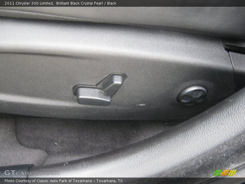 Brilliant Black Crystal Pearl / Black 2011 Chrysler 300 Limited