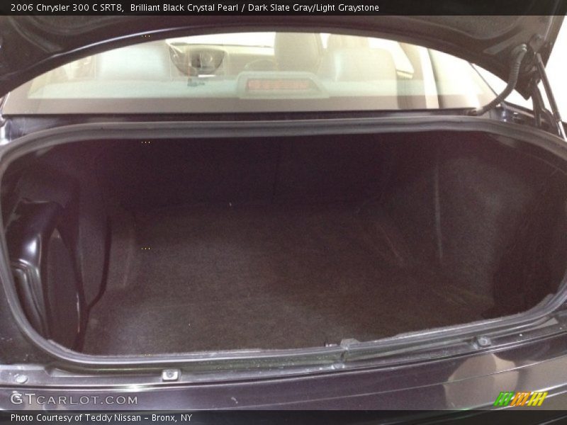 Brilliant Black Crystal Pearl / Dark Slate Gray/Light Graystone 2006 Chrysler 300 C SRT8