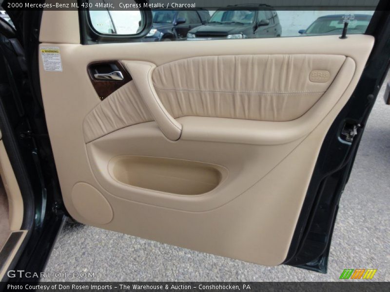 Door Panel of 2000 ML 430 4Matic