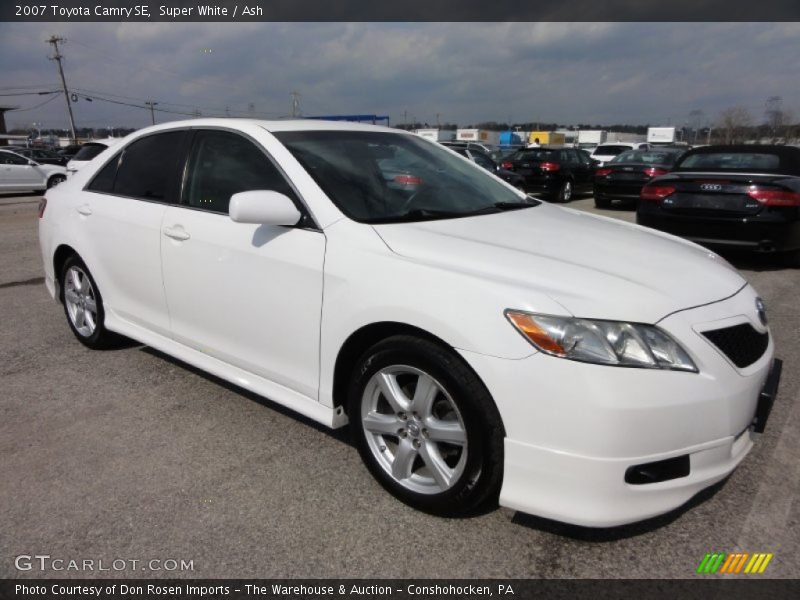 Super White / Ash 2007 Toyota Camry SE
