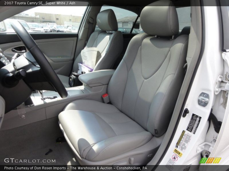 Super White / Ash 2007 Toyota Camry SE
