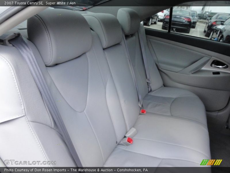Super White / Ash 2007 Toyota Camry SE