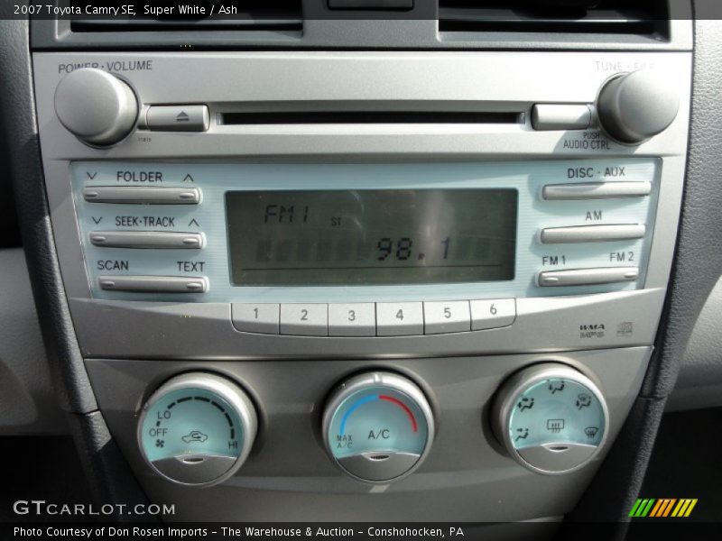 Super White / Ash 2007 Toyota Camry SE
