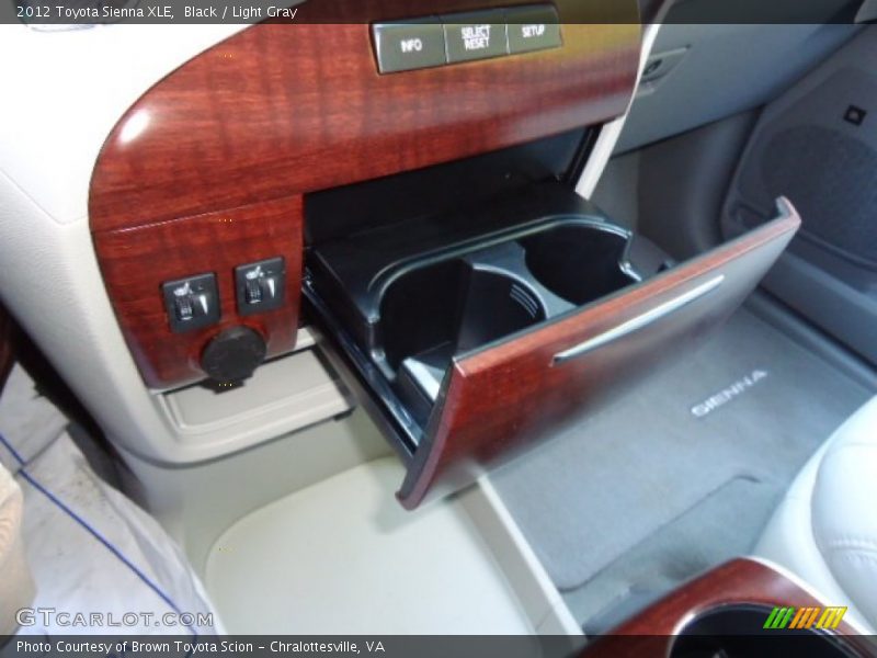 Black / Light Gray 2012 Toyota Sienna XLE