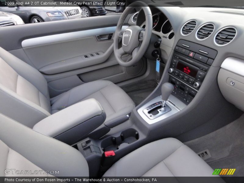 Meteor Grey Pearl Effect / Light Grey 2009 Audi A4 2.0T Cabriolet