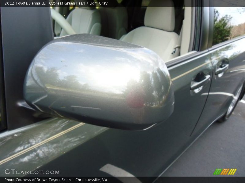Cypress Green Pearl / Light Gray 2012 Toyota Sienna LE