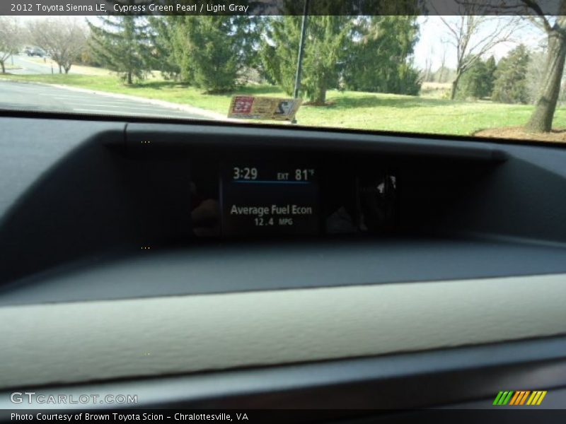 Cypress Green Pearl / Light Gray 2012 Toyota Sienna LE
