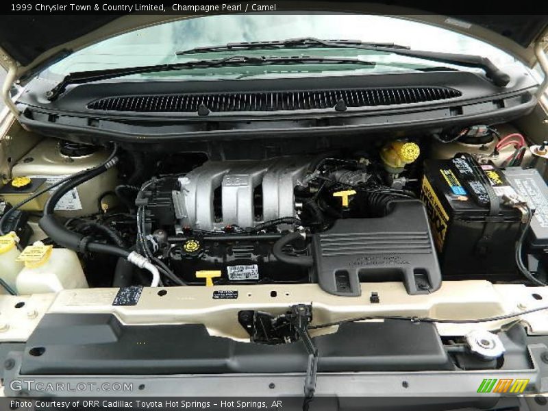 Champagne Pearl / Camel 1999 Chrysler Town & Country Limited