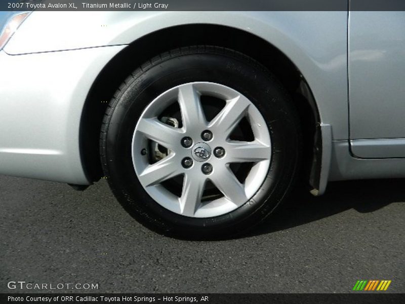 Titanium Metallic / Light Gray 2007 Toyota Avalon XL