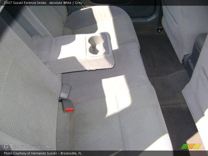 Absolute White / Grey 2007 Suzuki Forenza Sedan