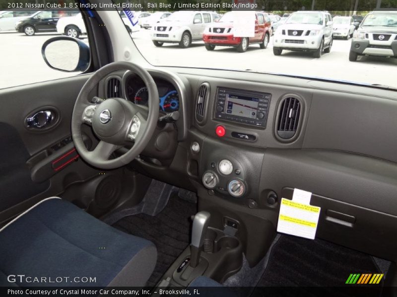 Dashboard of 2012 Cube 1.8 S Indigo Limited Edition