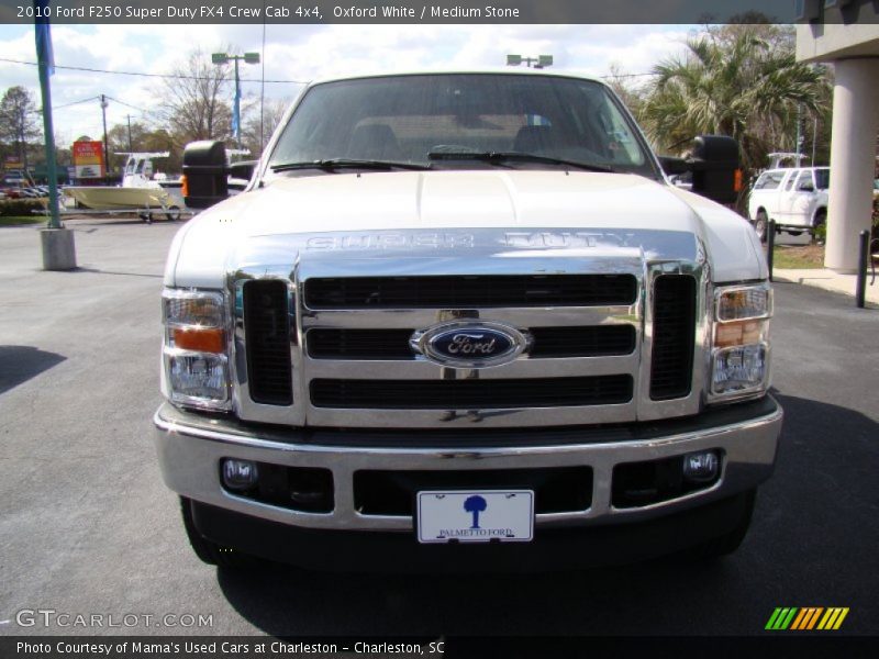 Oxford White / Medium Stone 2010 Ford F250 Super Duty FX4 Crew Cab 4x4