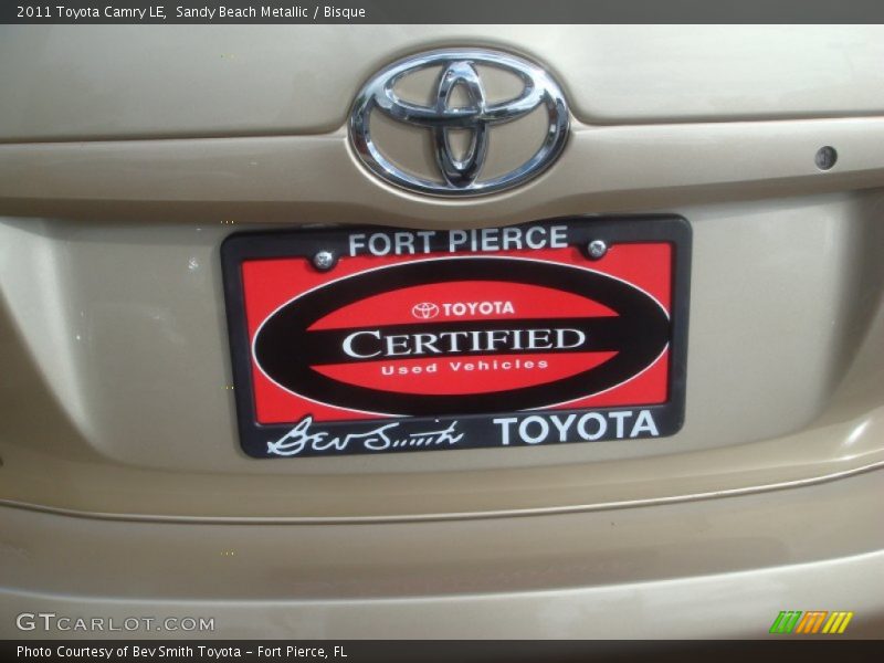 Sandy Beach Metallic / Bisque 2011 Toyota Camry LE