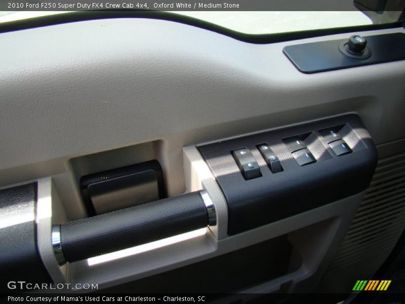 Oxford White / Medium Stone 2010 Ford F250 Super Duty FX4 Crew Cab 4x4