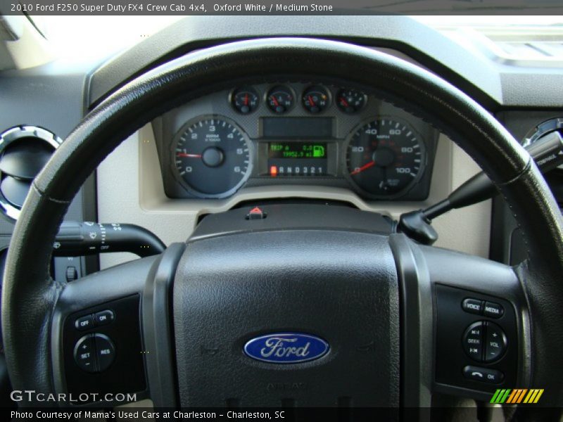 Oxford White / Medium Stone 2010 Ford F250 Super Duty FX4 Crew Cab 4x4