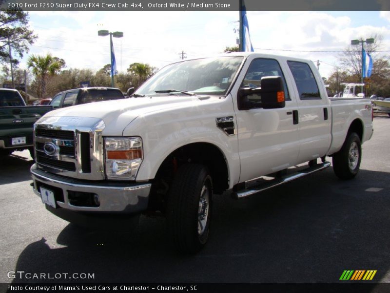 Oxford White / Medium Stone 2010 Ford F250 Super Duty FX4 Crew Cab 4x4