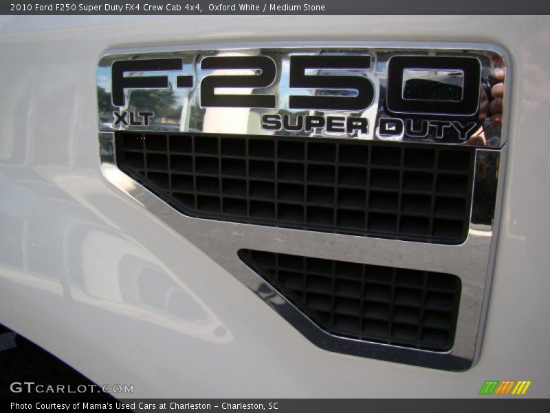 Oxford White / Medium Stone 2010 Ford F250 Super Duty FX4 Crew Cab 4x4