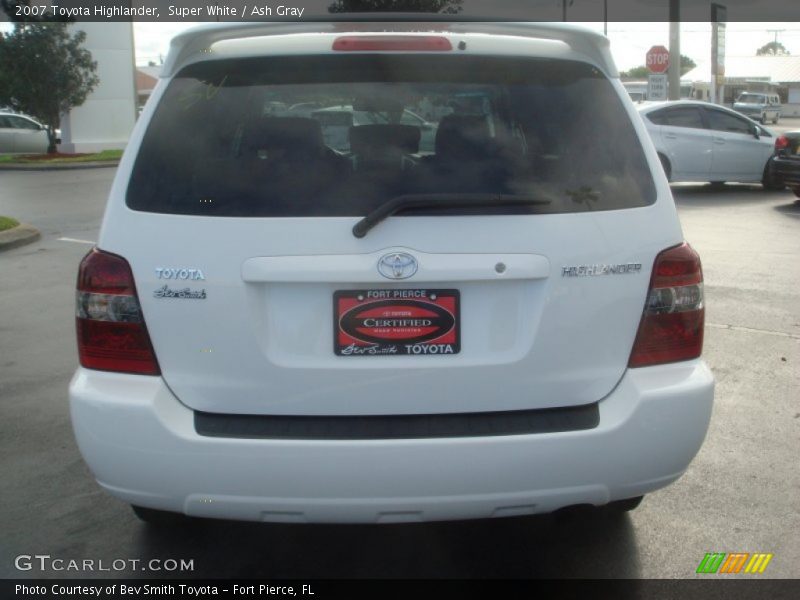 Super White / Ash Gray 2007 Toyota Highlander