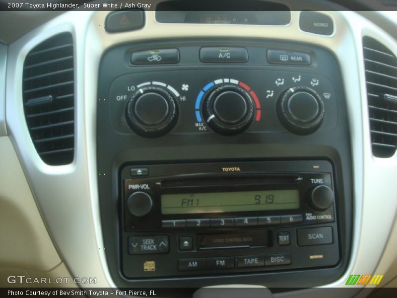 Super White / Ash Gray 2007 Toyota Highlander