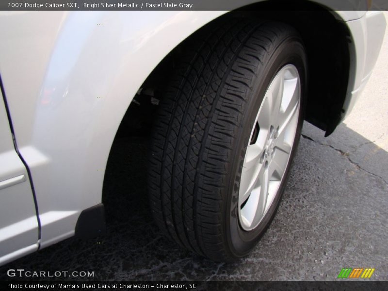 Bright Silver Metallic / Pastel Slate Gray 2007 Dodge Caliber SXT