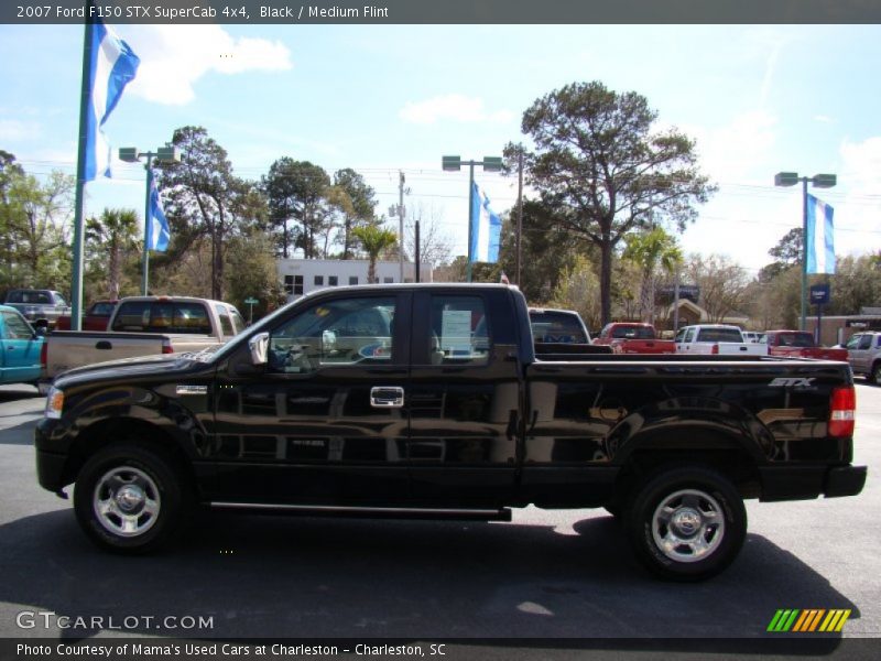 Black / Medium Flint 2007 Ford F150 STX SuperCab 4x4