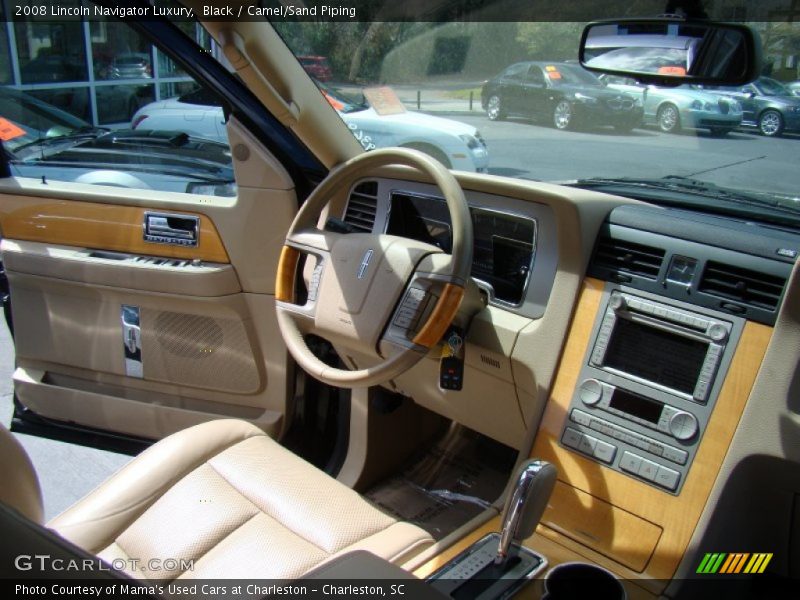 Black / Camel/Sand Piping 2008 Lincoln Navigator Luxury
