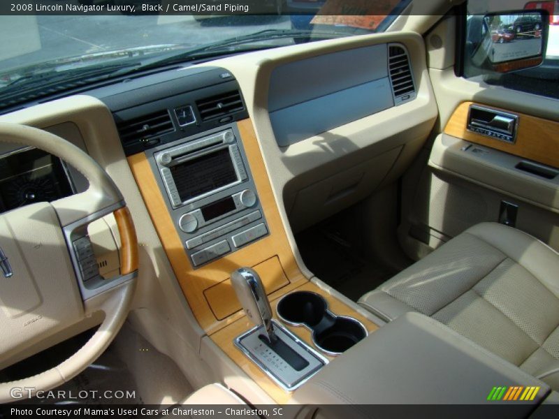 Black / Camel/Sand Piping 2008 Lincoln Navigator Luxury