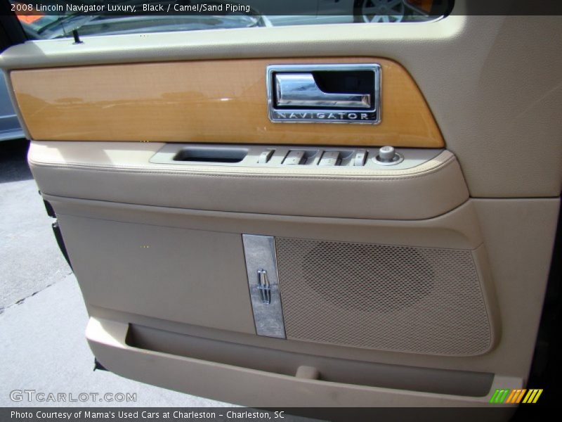 Black / Camel/Sand Piping 2008 Lincoln Navigator Luxury